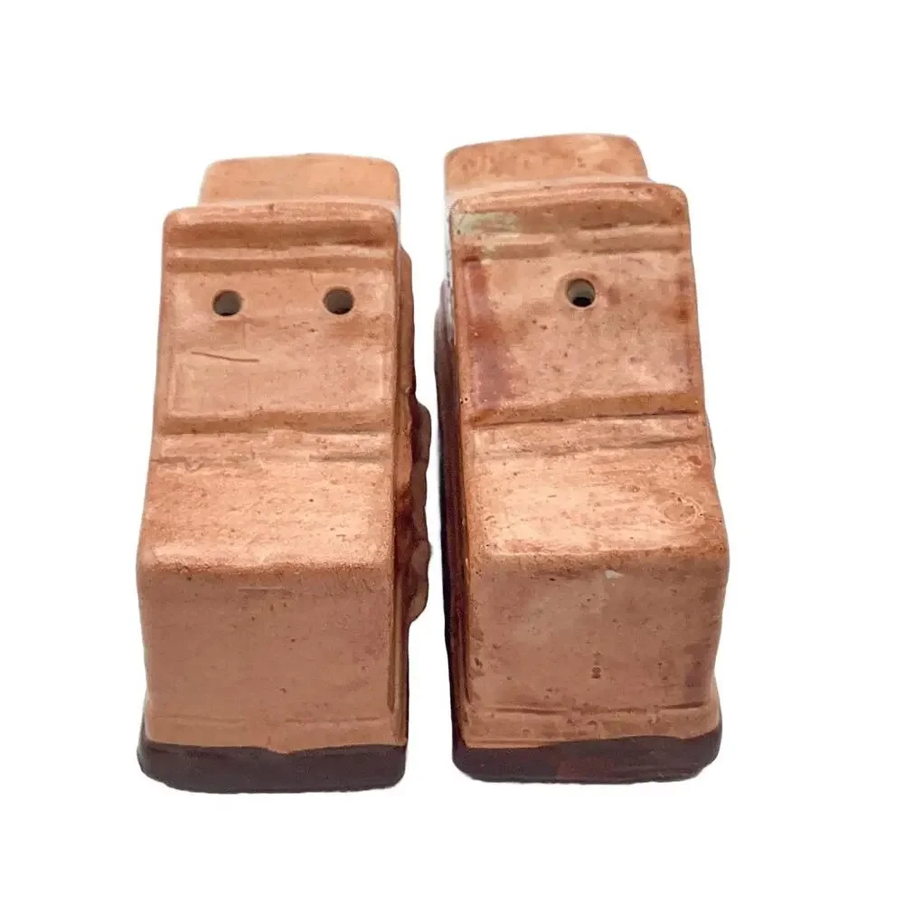 Vintage Salt & Pepper Shakers: THE ALAMO San Antonio Texas Ceramic Set